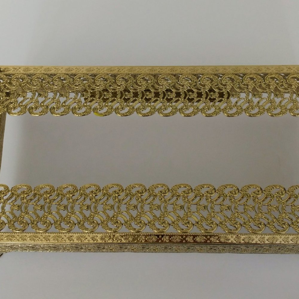 Vintage Brass Tone Filagree Tissue Box Holder | Hollywood Regency Footed Design - Picture 4 of 7